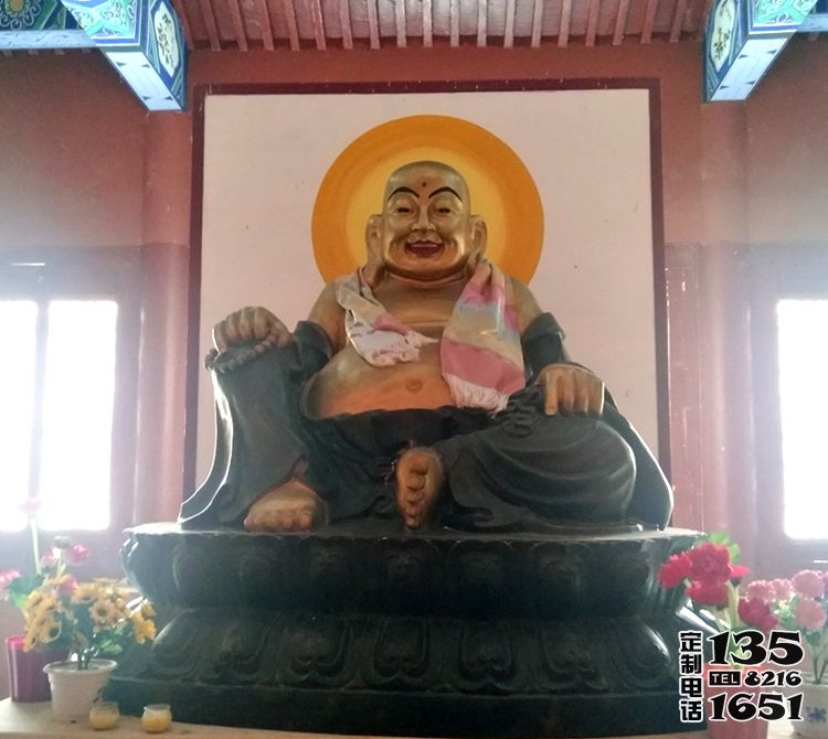 大型玻璃鋼彩繪寺廟景區供奉彌勒佛雕塑